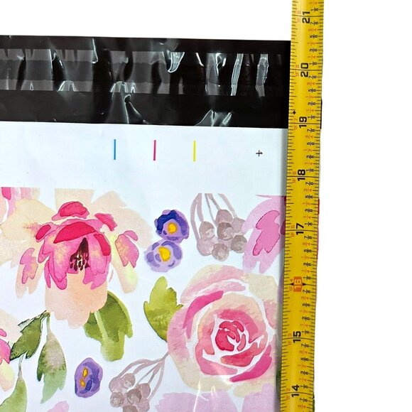 Festive Poly Mailer Bundle 55 Pieces 3 Sizes 9 Designs Including Holidays - Picture 15 of 16